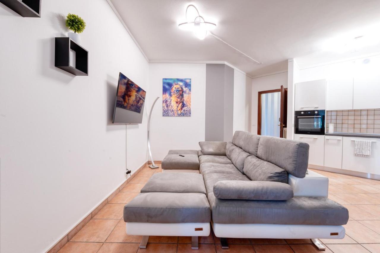 Apartment Wolf House - Peschiera - Jacuzzi Privata